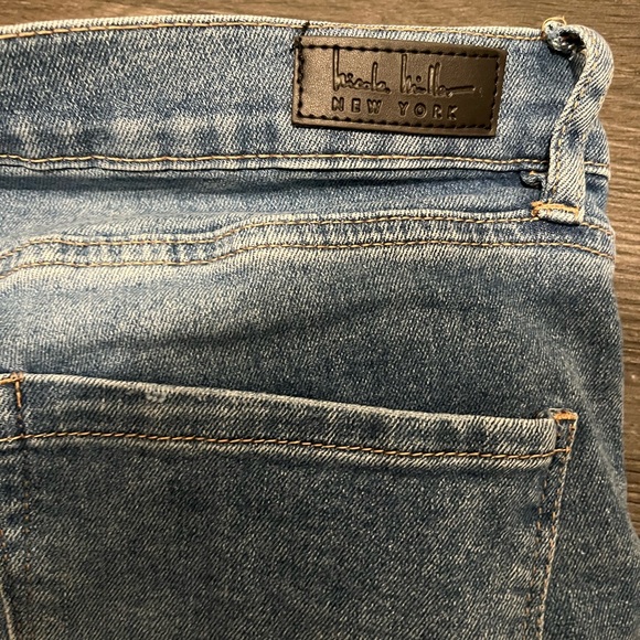 Nicole Miller SoHo Stretch Skinny Jeans - Picture 3 of 3